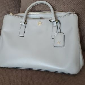 Tory Burch Robinson purse
